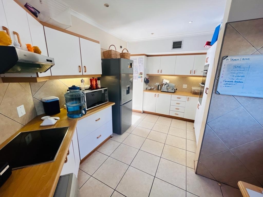 To Let 3 Bedroom Property for Rent in Vincent Eastern Cape